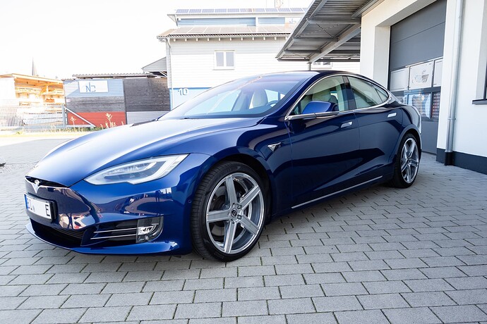2021-09-05_Tesla_ToddeMK300416_ohne Kennzeichen