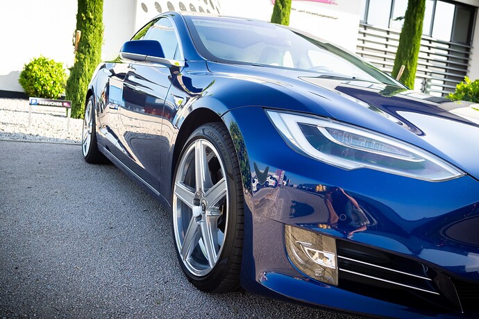 2021-09-05_Tesla_ToddeMK300447