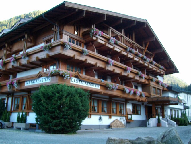 MD004443.JPG