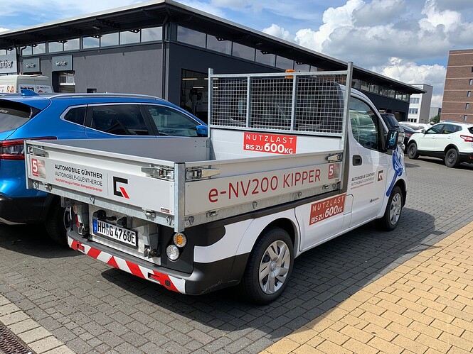 Nissan Pick Up