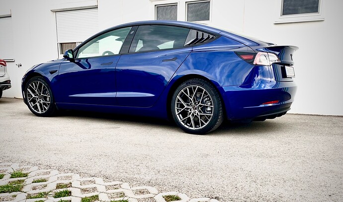 Tesla_Model3_lr_refresh_borbet_by_diffusor
