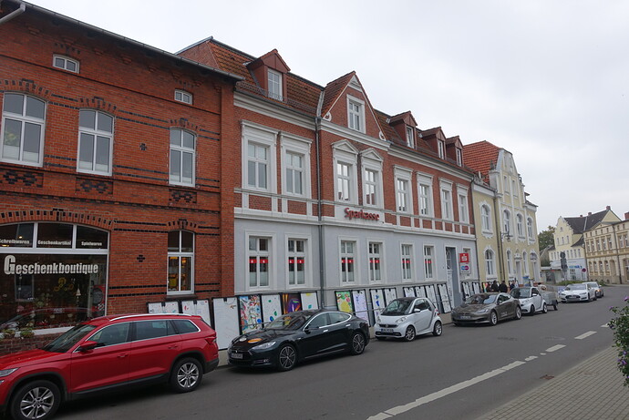 LRG_DSC05493.JPG