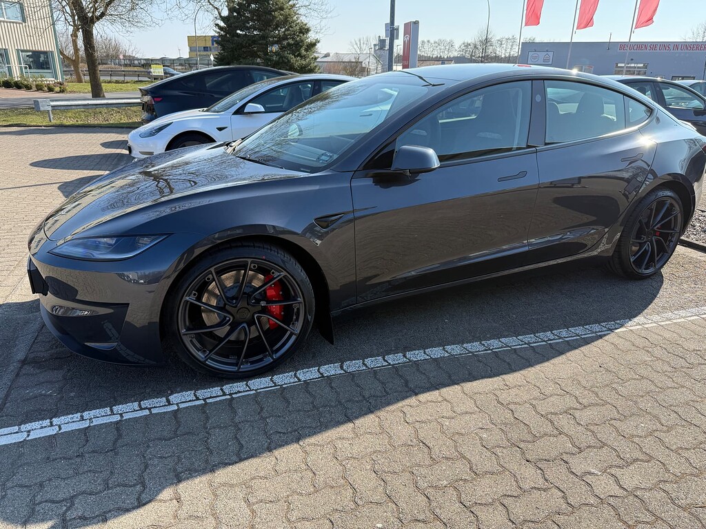 [Erledigt] M3 Performance 03/25 Stealth Grey 4,6tKM 52.300,- Euro ...