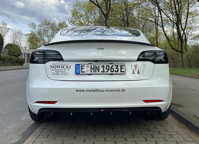 5427b