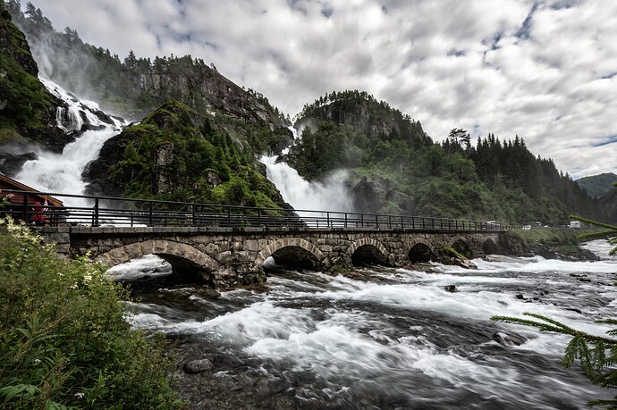 Låtefossen
