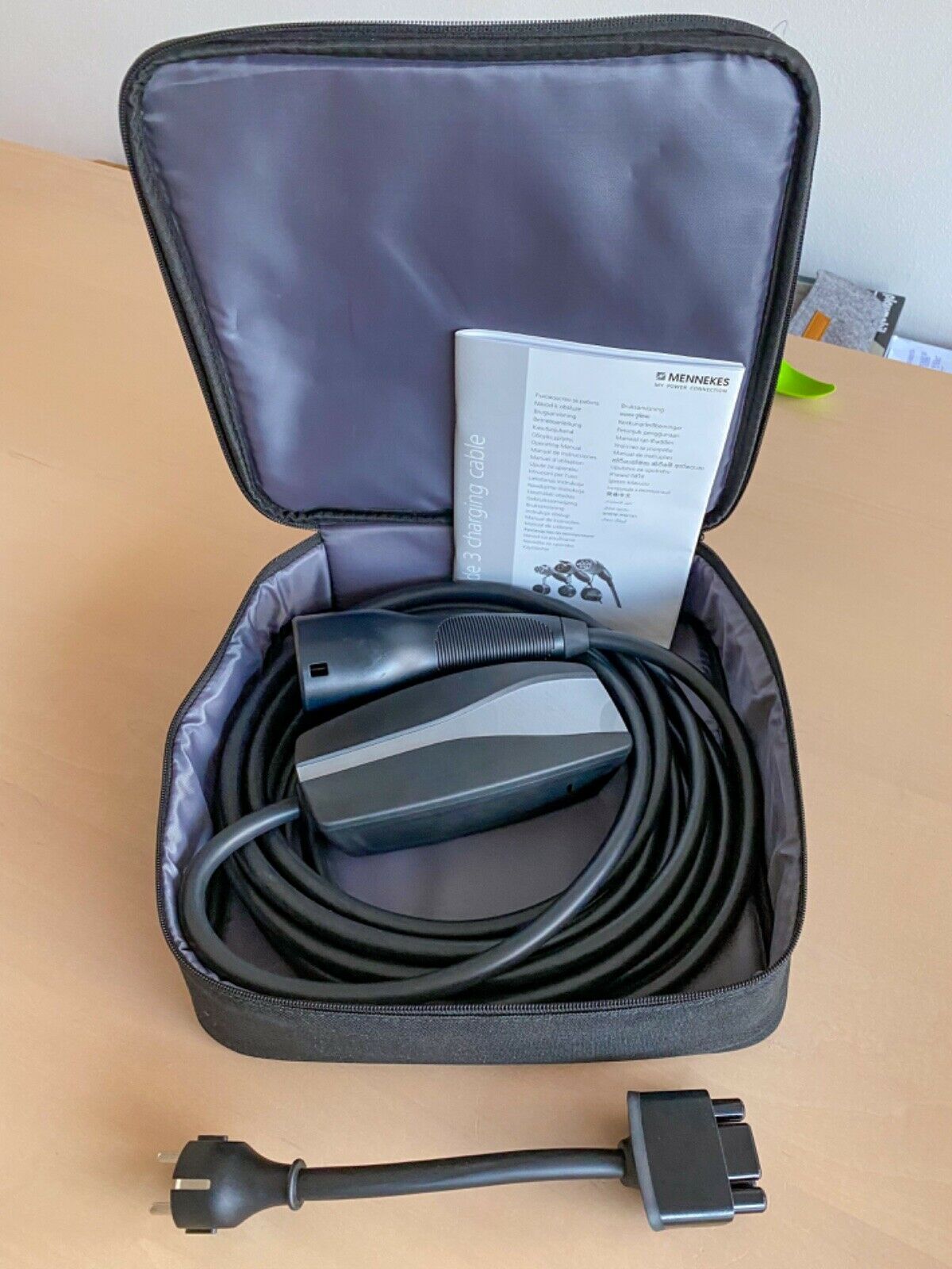 [Verkauft] Tesla UMC 2 mit Schuko-Stecker und Tasche - Marktplatz - TFF ...