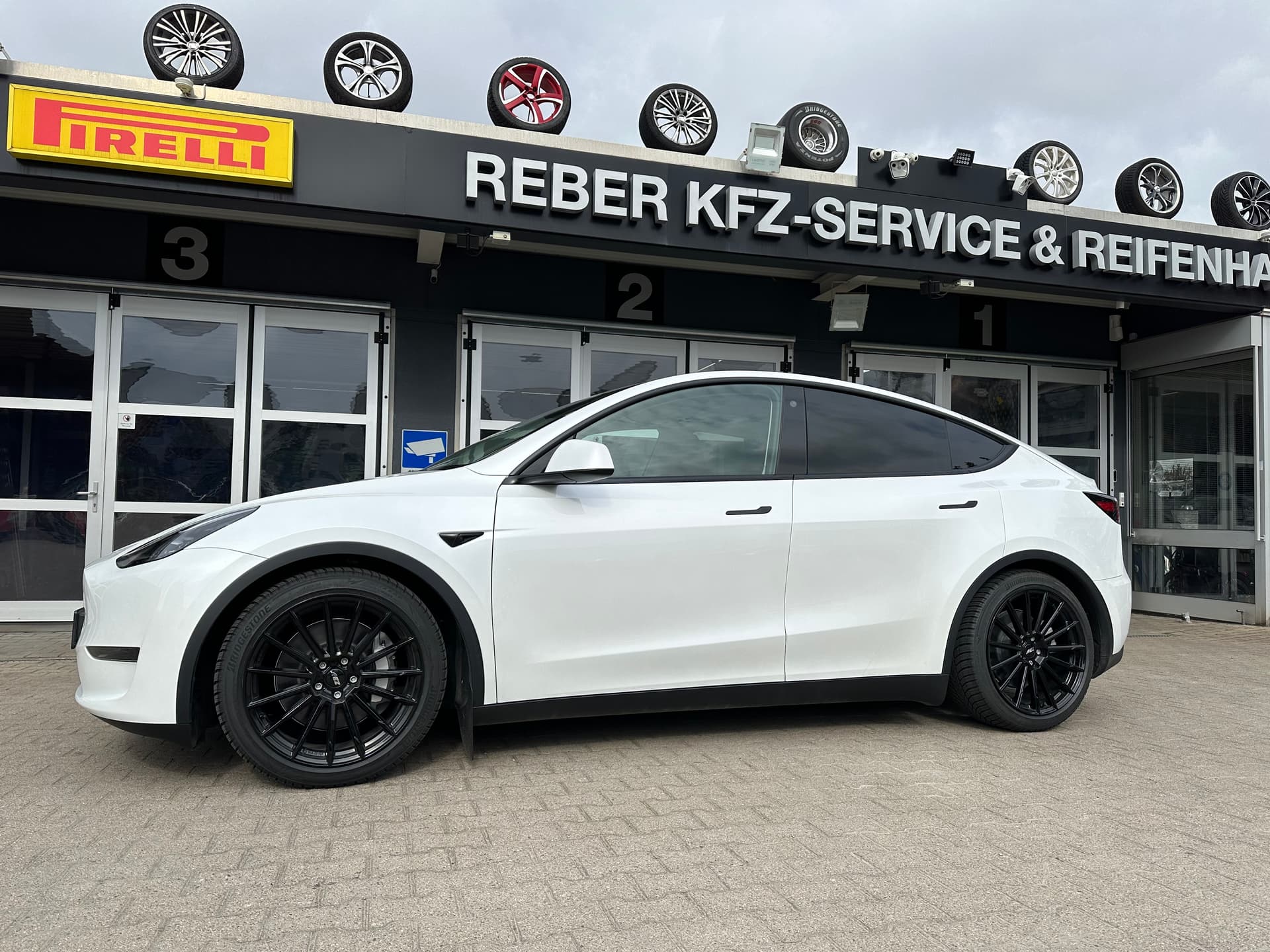 Reifen Reber Tesla