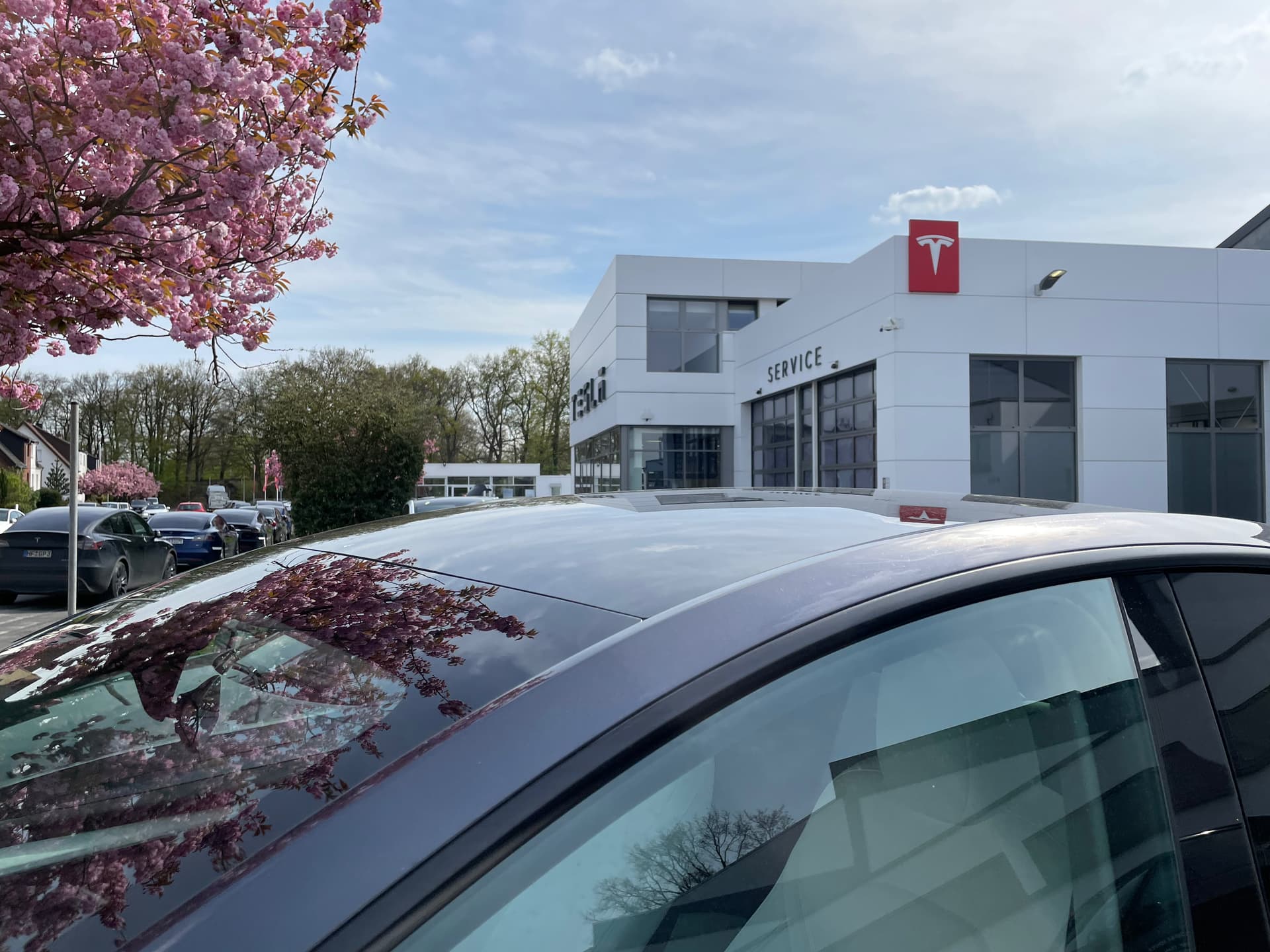 Tesla Center Bielefeld Brackwede