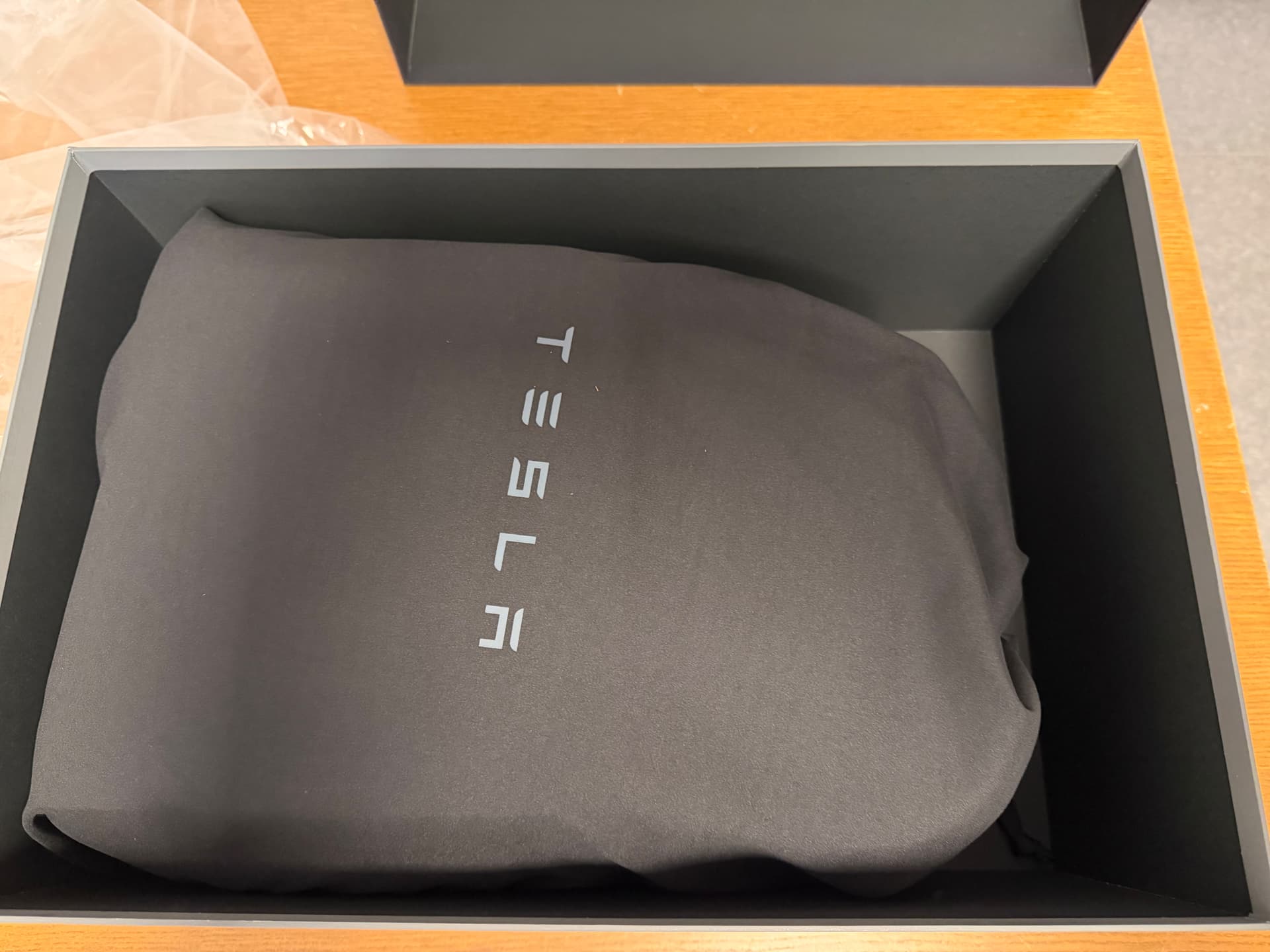 [Biete] Tesla Mega Back Pack Rucksack in schwarz - Marktplatz - TFF ...