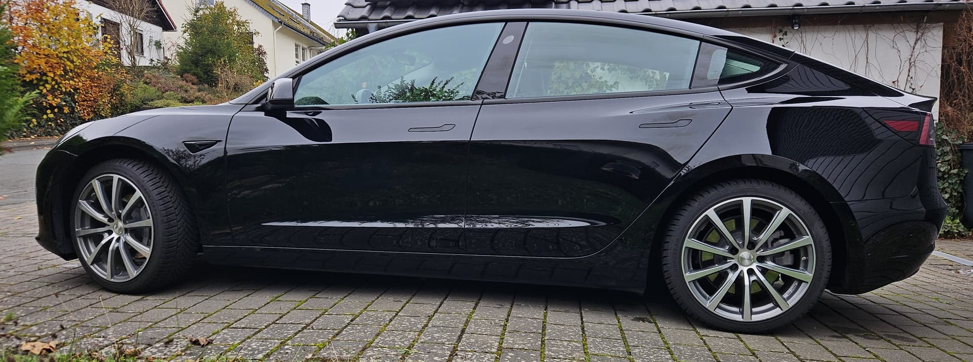 [Biete] Tesla Model 3 SR+ LFP 60kWh SW/SW AHK 03/22 - Fahrzeugmarkt ...